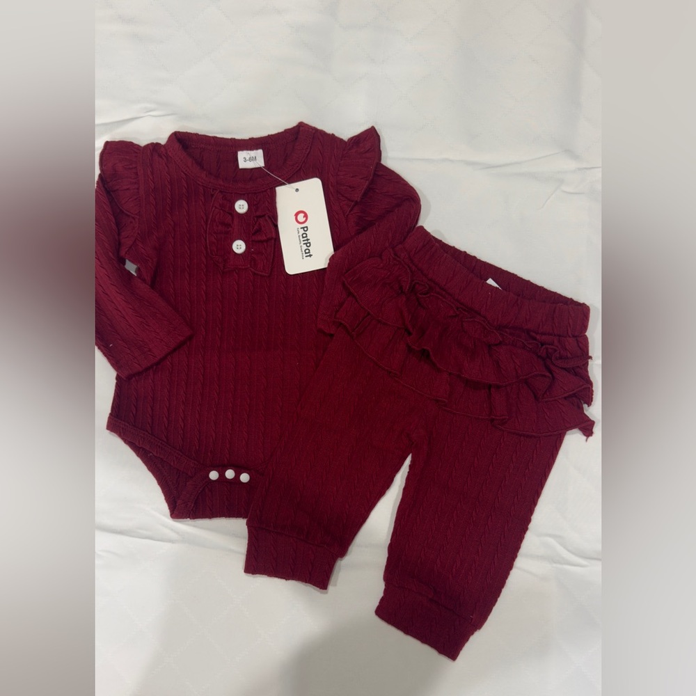Premium-quality soft and cozy cotton rib fabric for baby girl.
